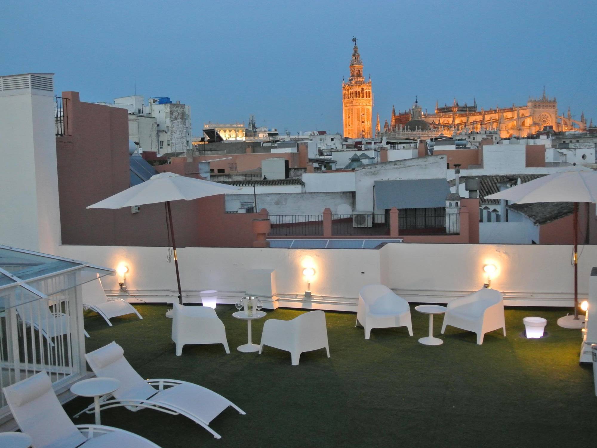 Suites Sevilla Plaza Exterior foto